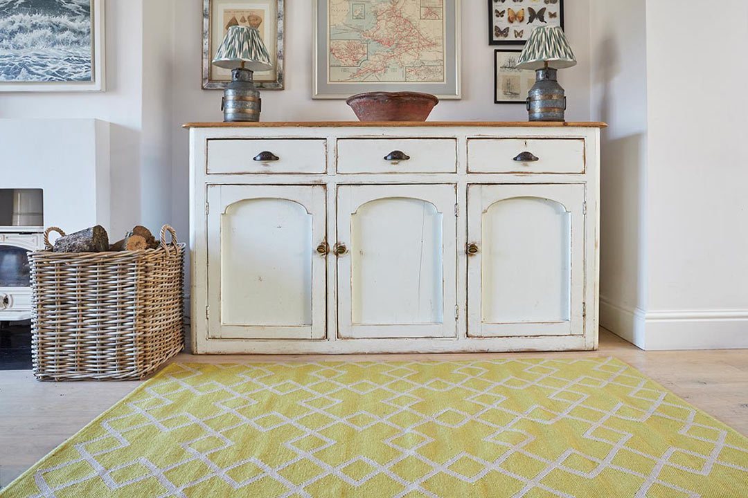 Home decorating with yellow