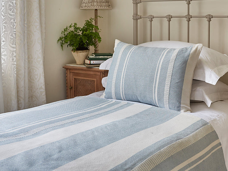 Blue Throws & Blankets