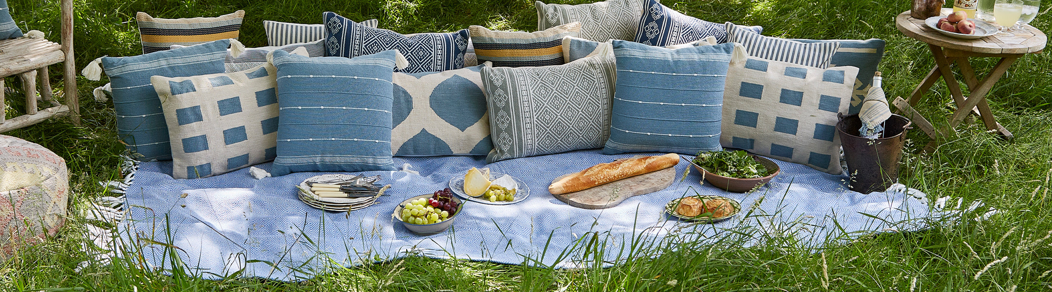 Blue Throws & Blankets