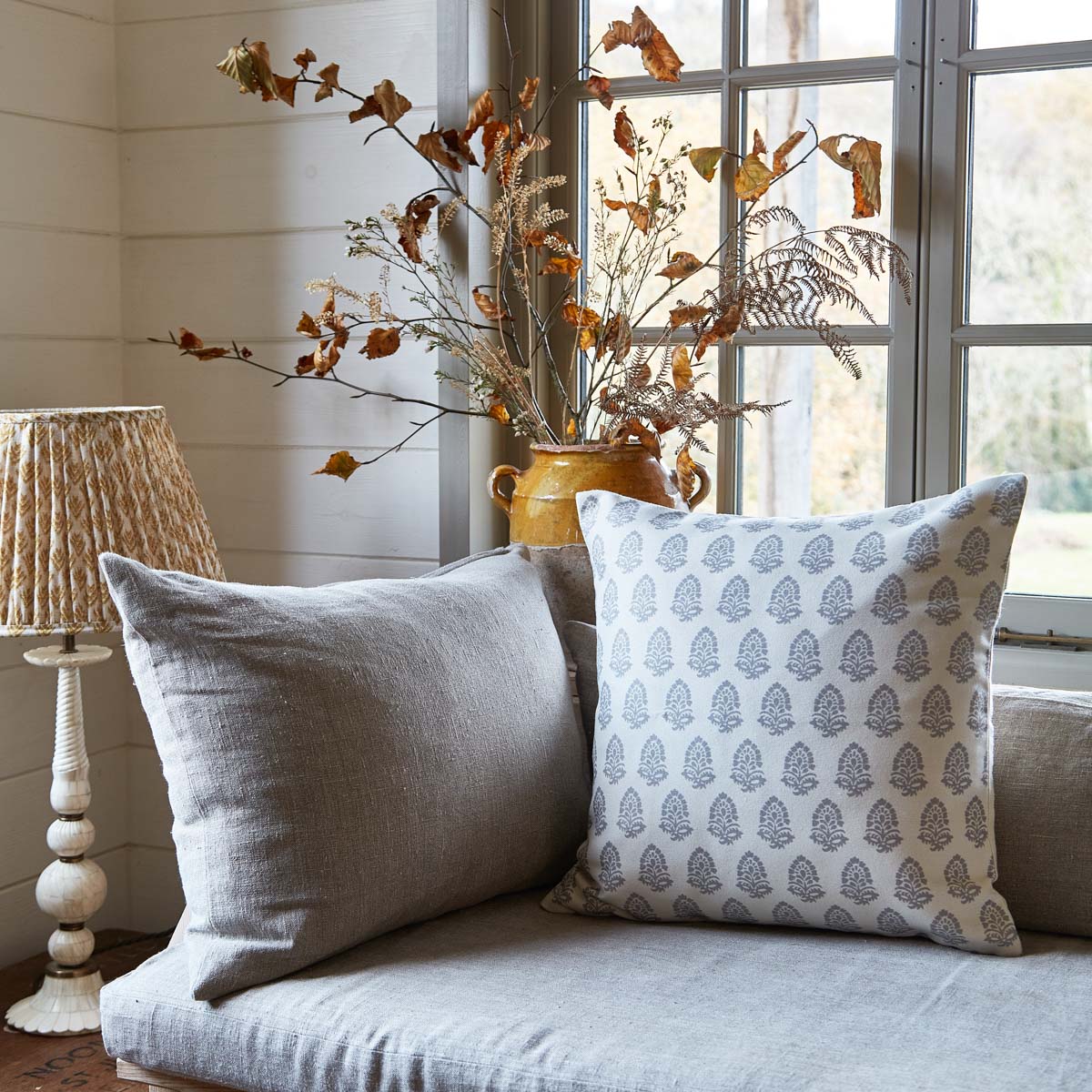 Acorn Canvas Chinchilla Cushion