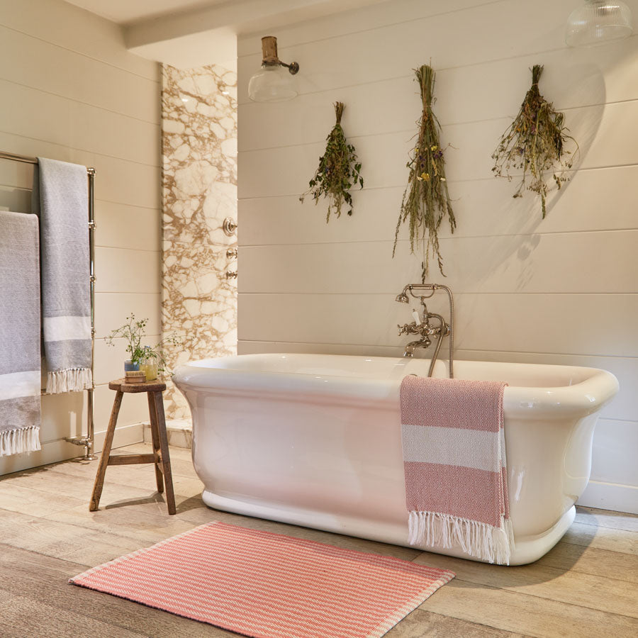 Polperro Stripe Coral Rug - 240cm x 170cm