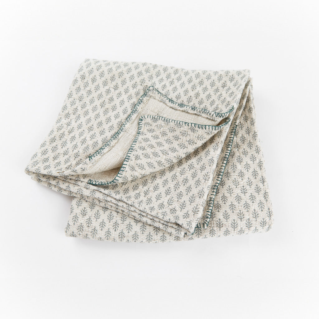 Jaipur Fern Dove Grey Throw