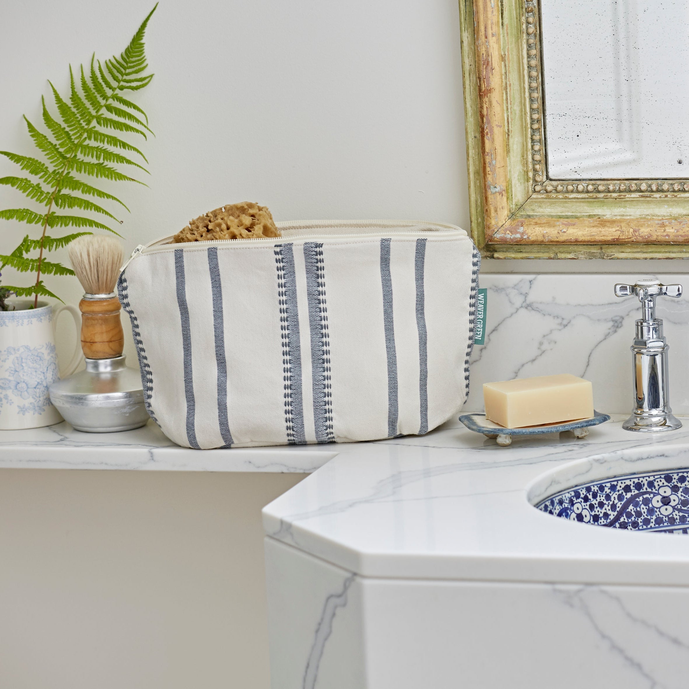 Las Salinas Blue Washbag