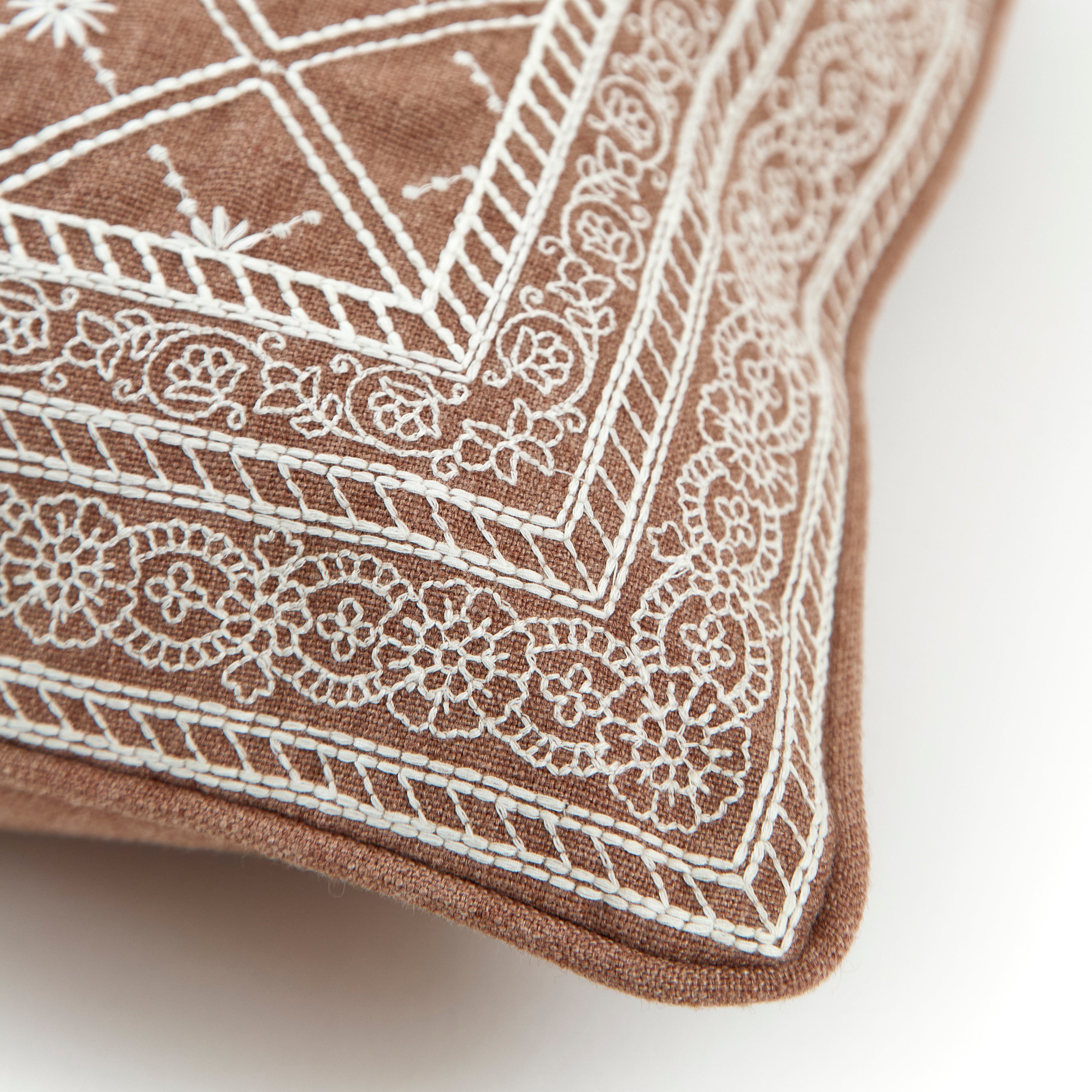 Lucknow Star Pippins Pink Cushion