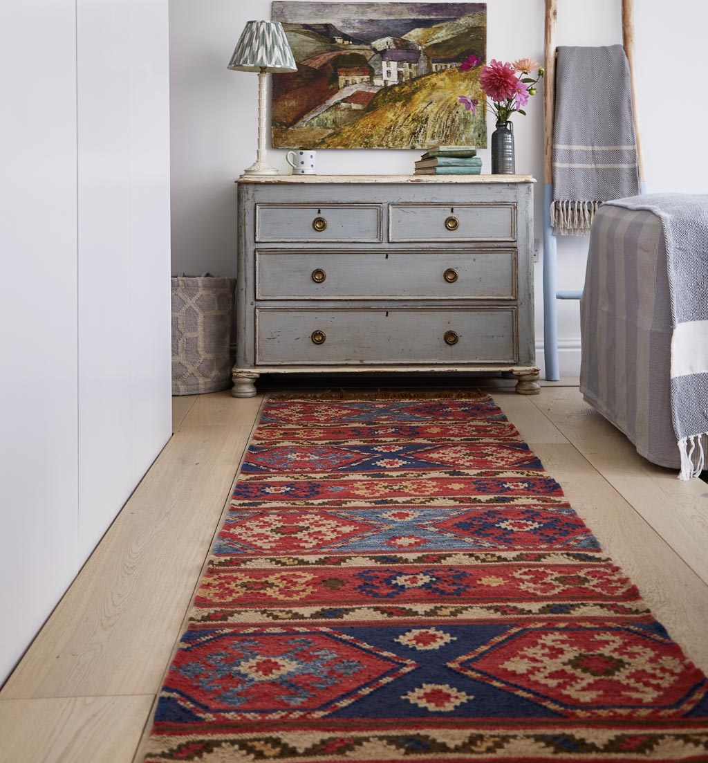 Nomad Taurus 8-Metre Runner - Sale Item