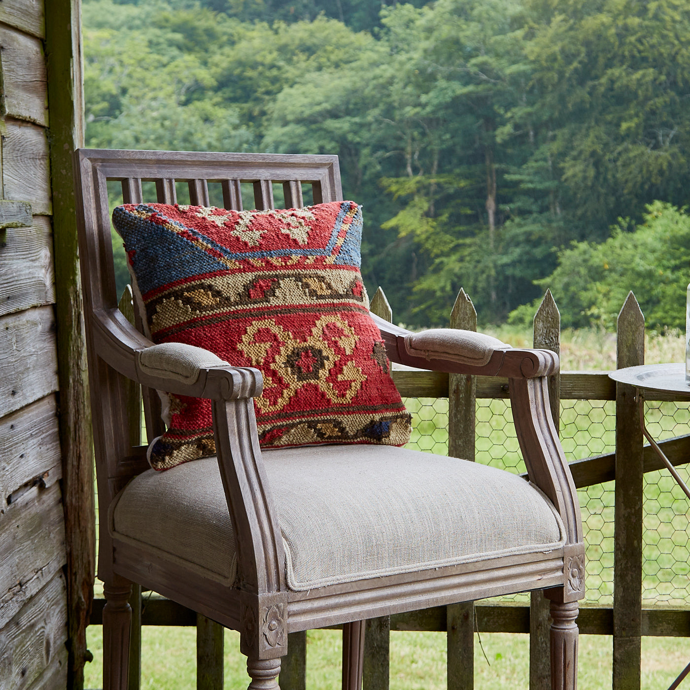 Nomad Taurus Cushion