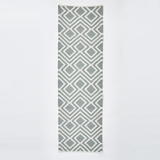 Dove Grey Iris Rug