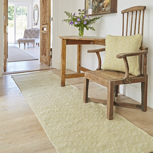 Gooseberry Provence Runner Rug in hallway