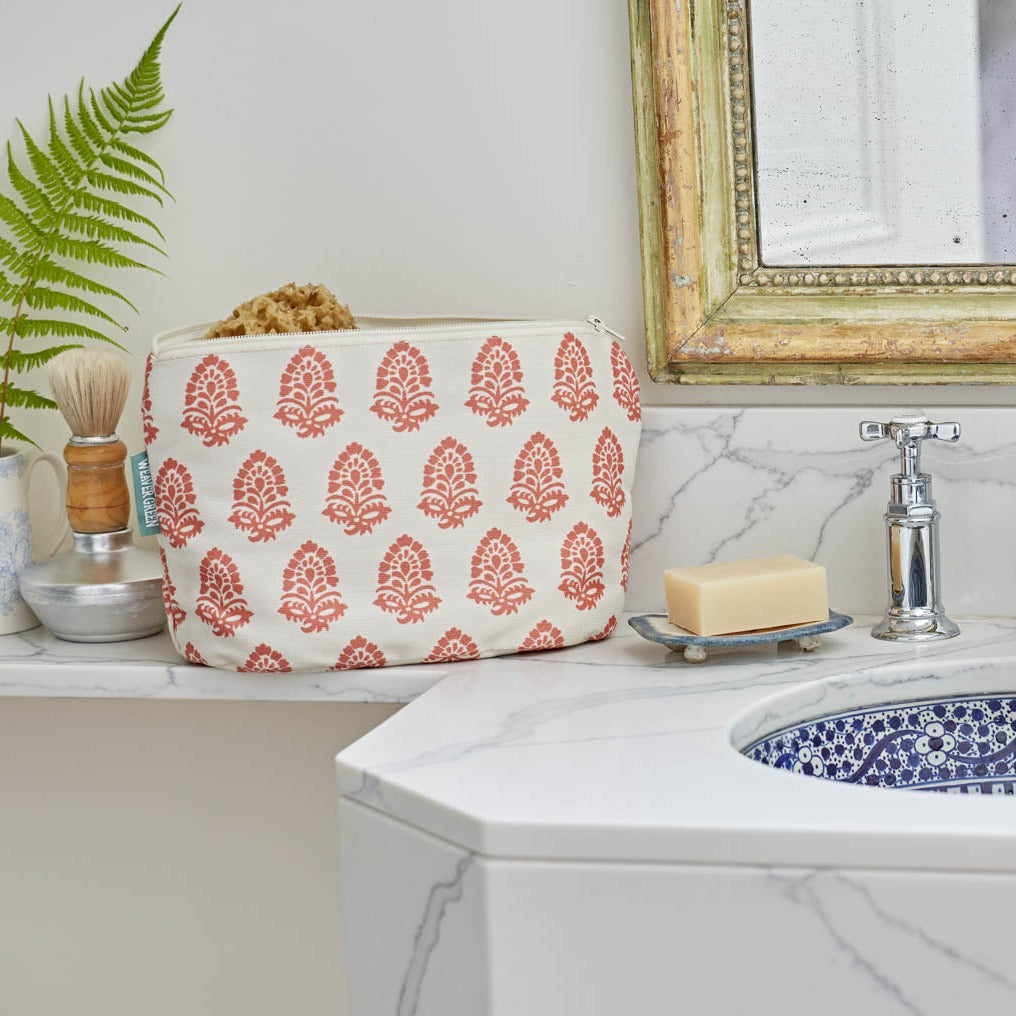 Jaipur Acorn Coral Washbag