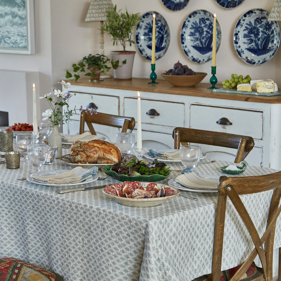 Jaipur Fern Dove Grey Throw