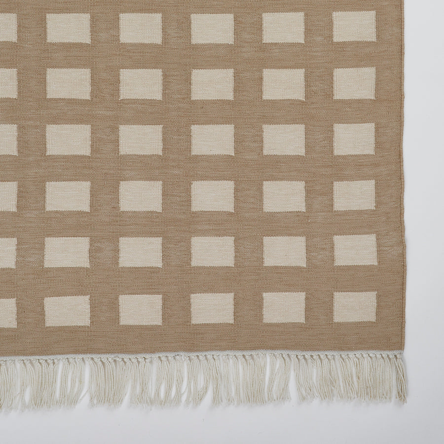 Faro Manzanilla Rug