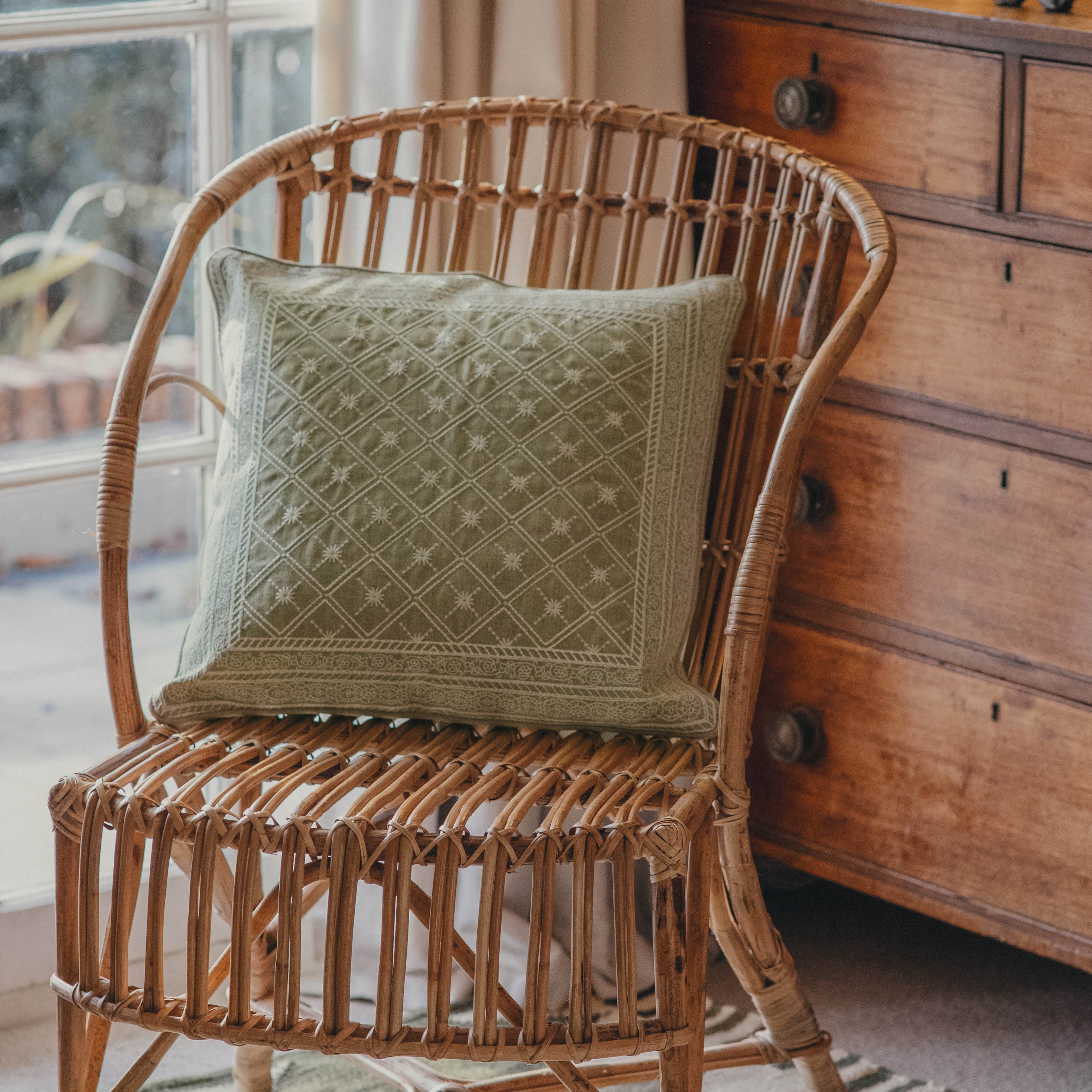 Lucknow Star Oakmoss Cushion