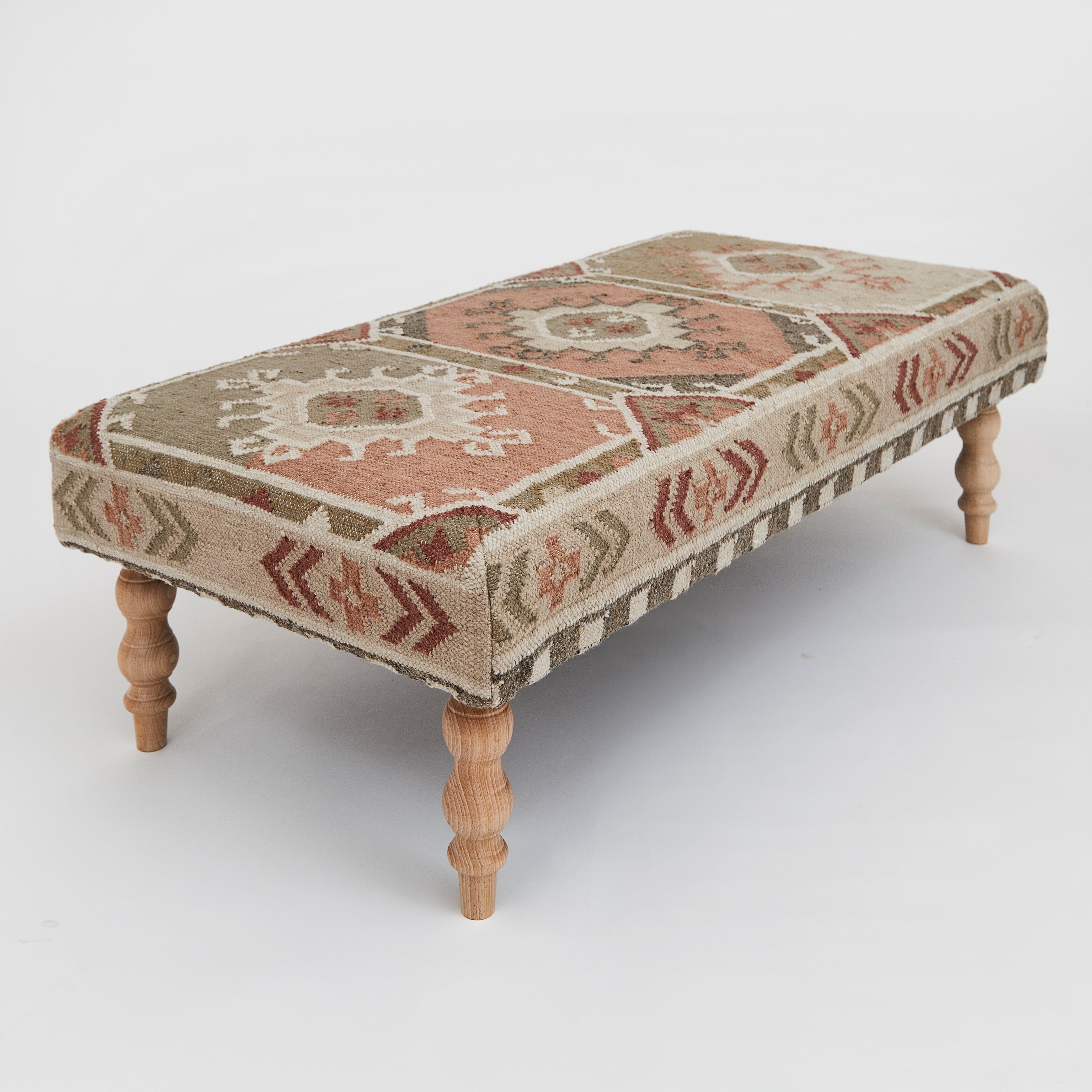 Nomad Delphine Ottoman