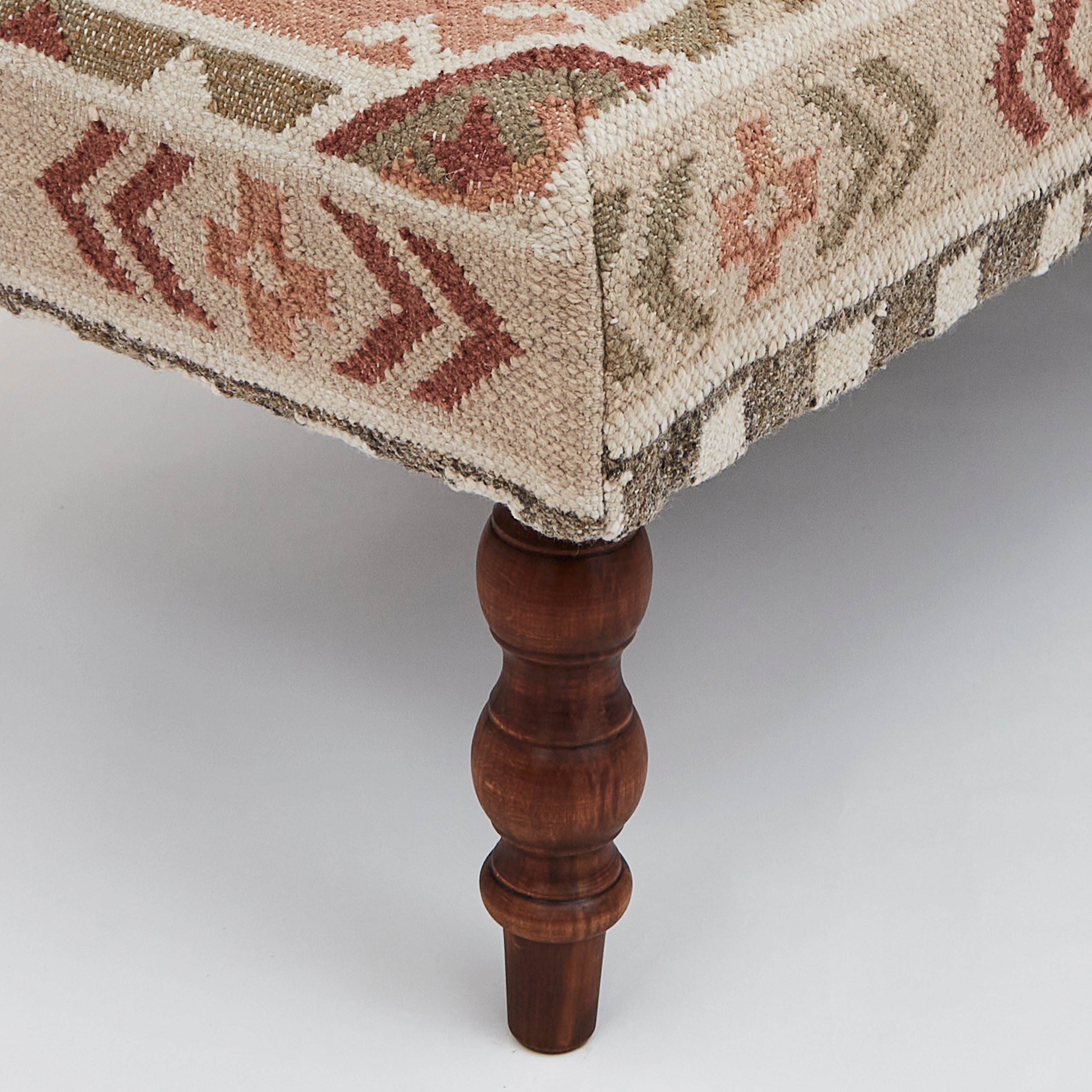 Nomad Delphine Ottoman