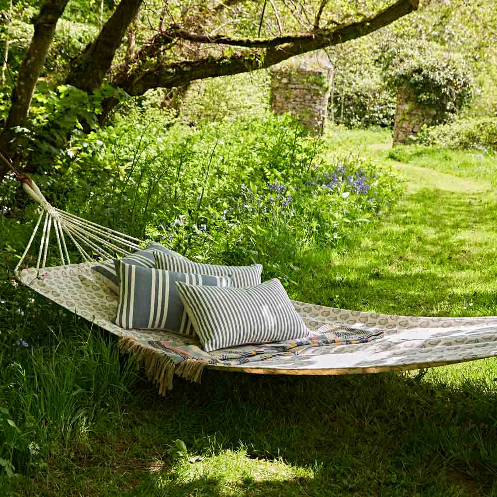 Acorn Dove Grey Hammock