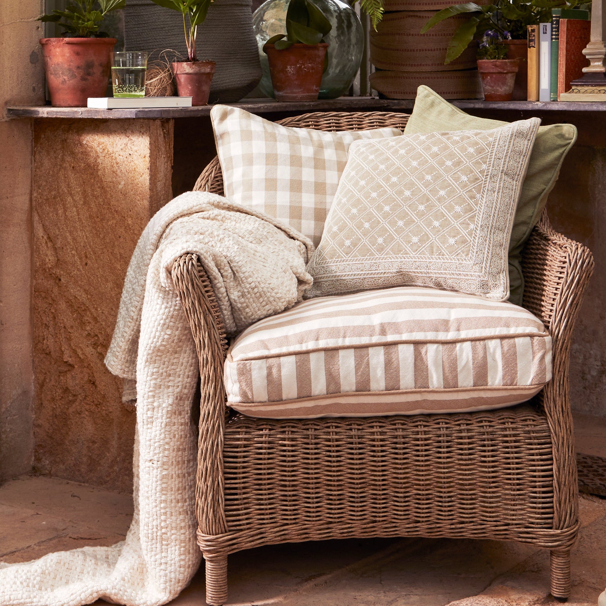Whitsands Stripe Manzanilla Seat Cushion