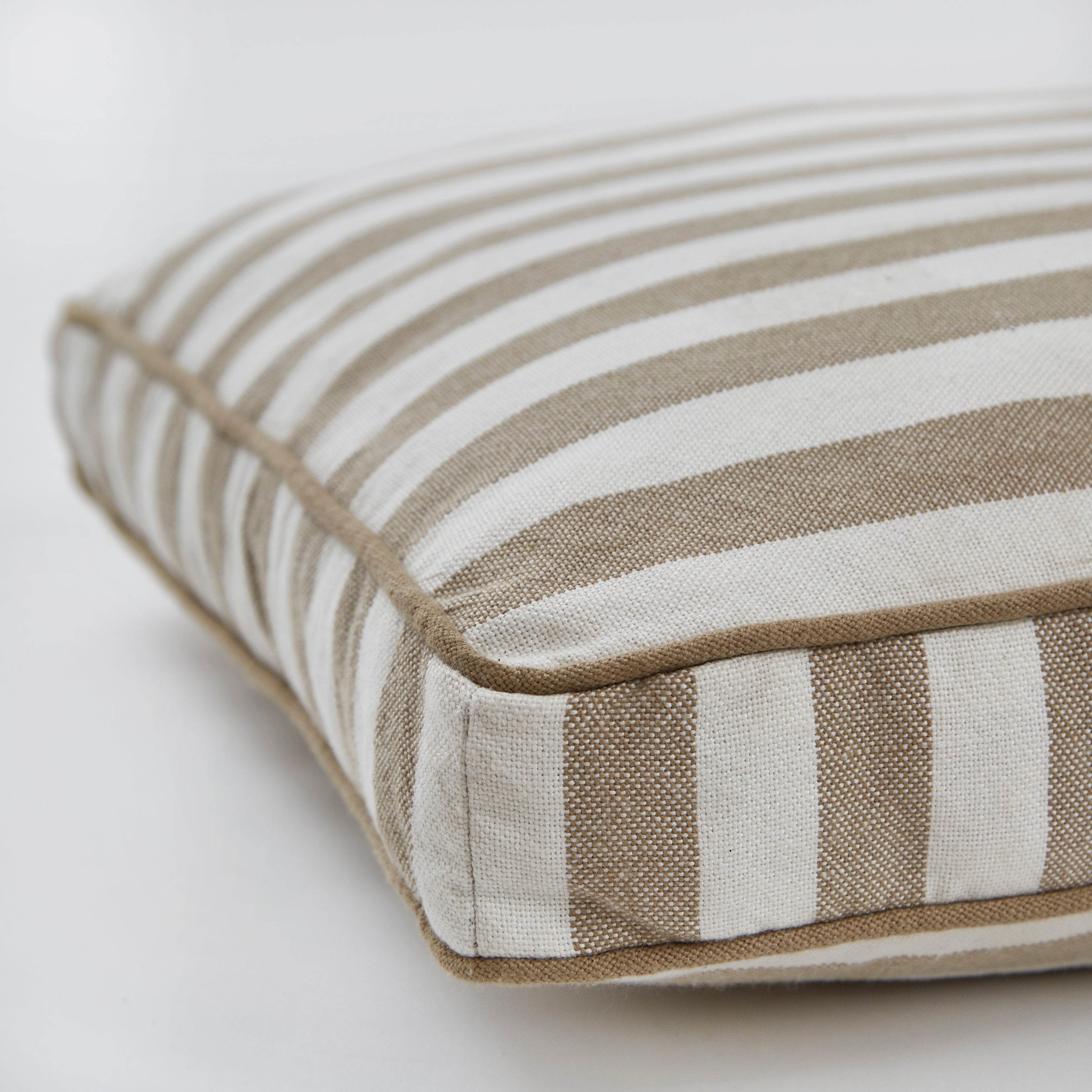 Whitsands Stripe Manzanilla Seat Cushion