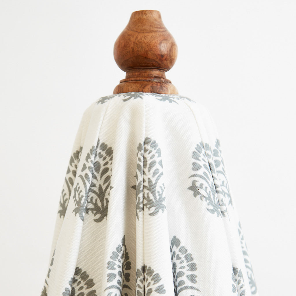 Acorn Dove Grey Parasol