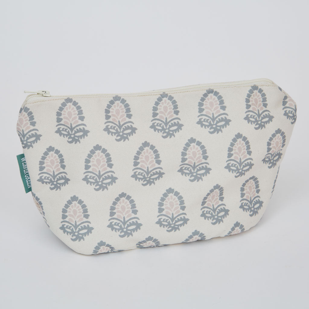 Jaipur Acorn Dove Grey Washbag