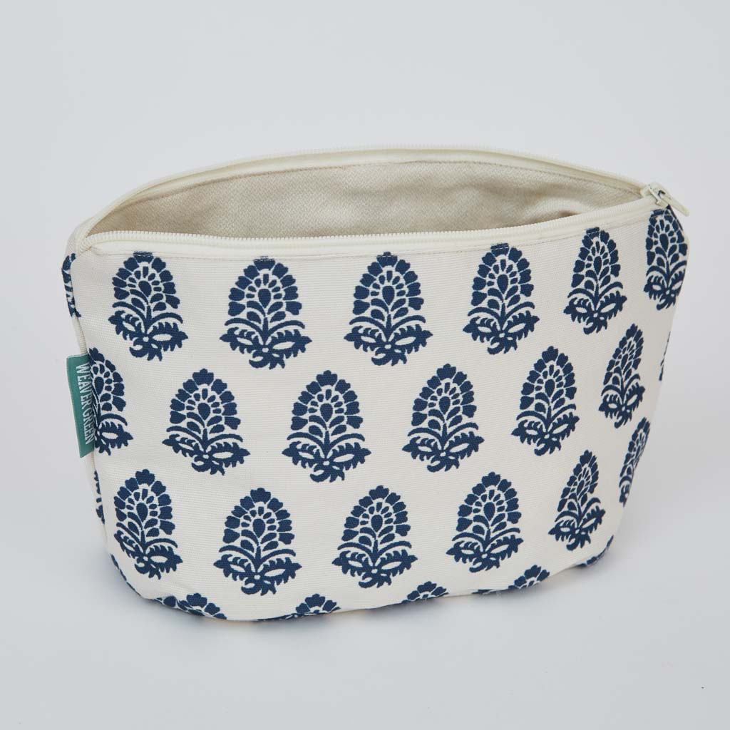 Jaipur Acorn Navy Washbag