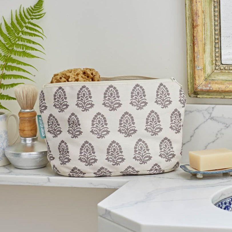 Jaipur Acorn Monsoon Washbag