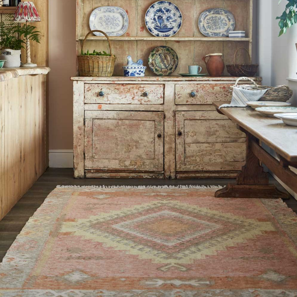 Nomad Tarifa rug in a country kitchen 